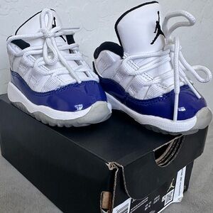Air Jordan 11 Retro Low TD